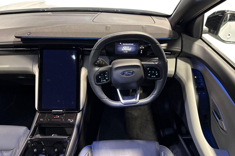 Used Ford Explorer 2024 for sale - 78001119: Photo 11