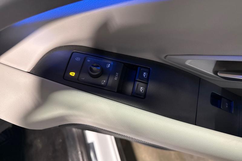 Used Ford Explorer 2024 for sale - 78001119: Photo 16