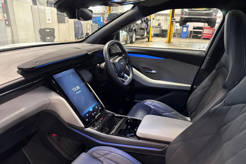 Used Ford Explorer 2024 for sale - 78001119: Photo 18