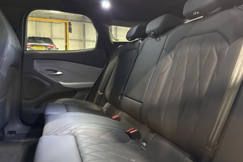 Used Ford Explorer 2024 for sale - 78001119: Photo 20