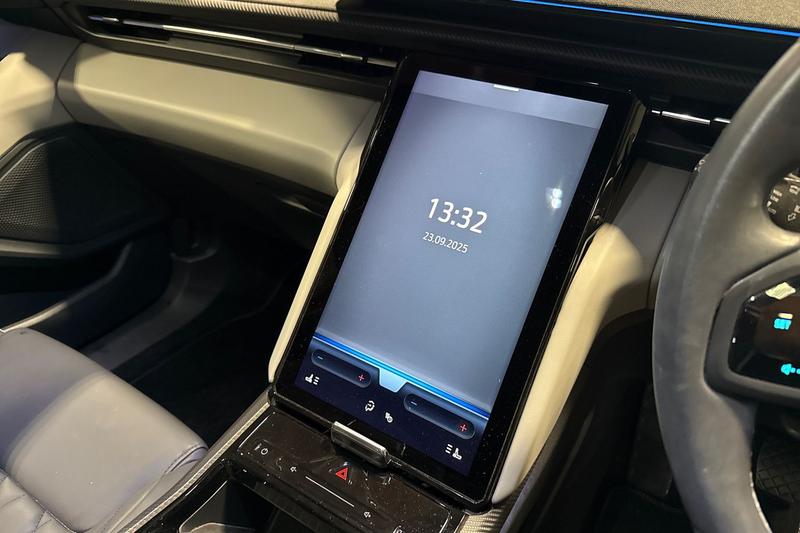 Used Ford Explorer 2024 for sale - 78001119: Photo 29