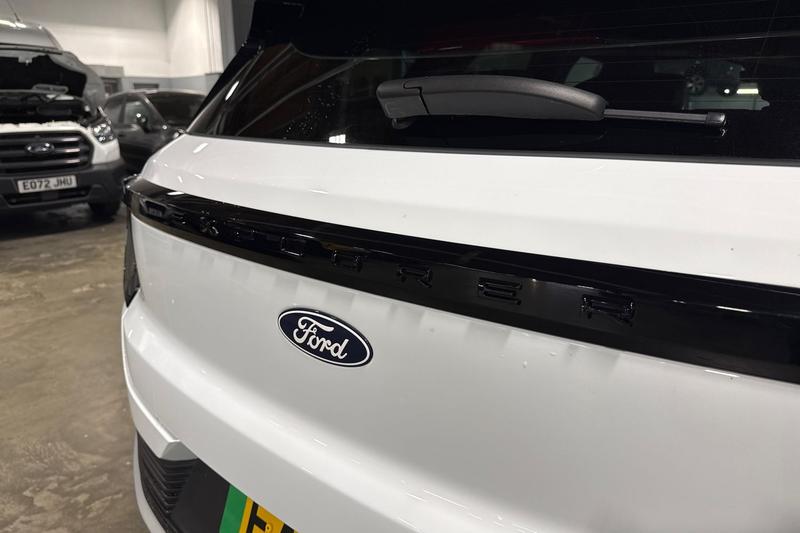 Used Ford Explorer 2024 for sale - 78001119: Photo 42