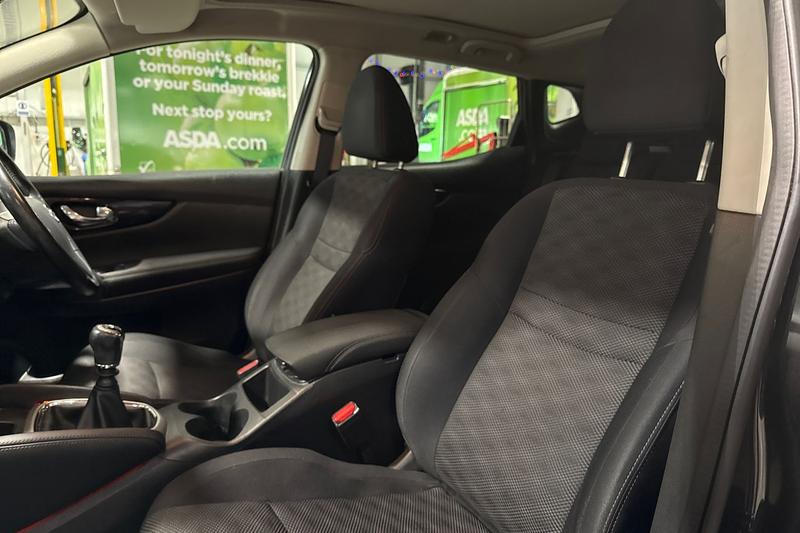 Used Nissan Qashqai 2017 for sale - 76887963: Photo 19