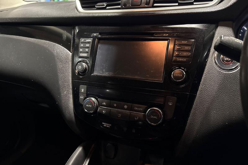 Used Nissan Qashqai 2017 for sale - 76887963: Photo 32