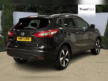 Used Nissan Qashqai 2017 for sale - 76887963: Photo