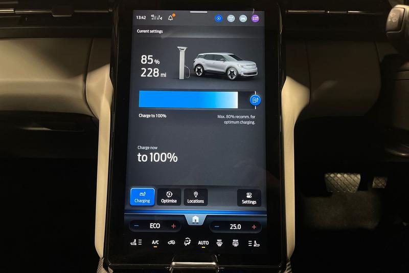 Used Ford Explorer 2025 for sale - 77088252: Photo 41