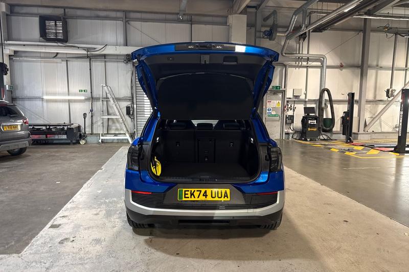 Used Ford Explorer 2024 for sale - 77088155: Photo 21