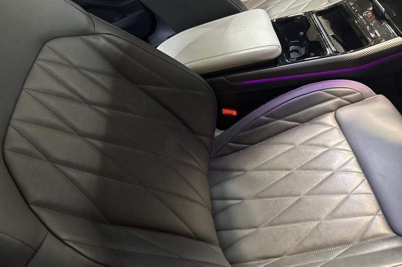 Used Ford Explorer 2024 for sale - 77088155: Photo 30