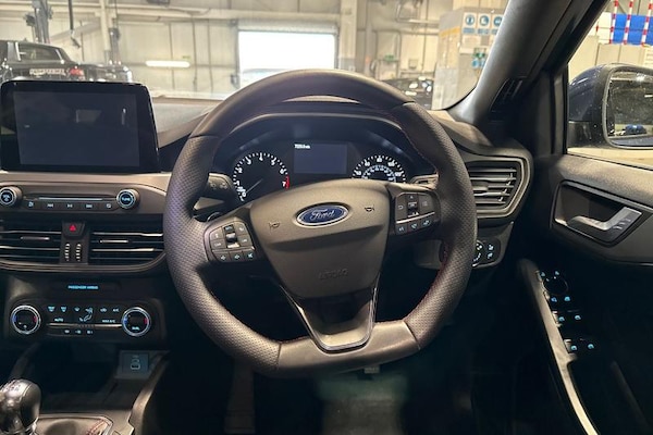 Used Ford Focus 2022 for sale - 76209498: Photo 12