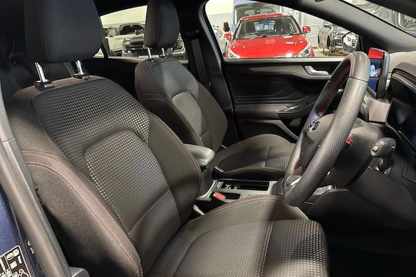 Used Ford Focus 2022 for sale - 76209498: Photo 17