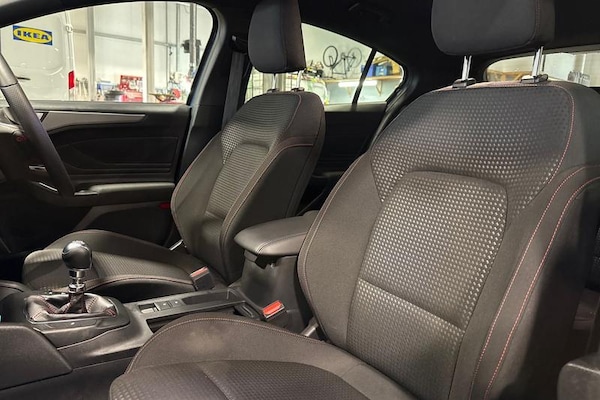 Used Ford Focus 2022 for sale - 76209498: Photo 19