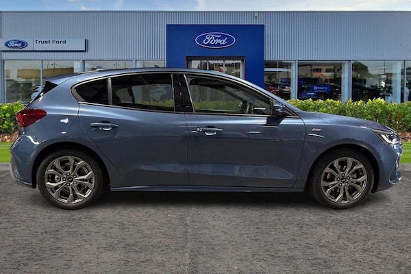 Used Ford Focus 2022 for sale - 76209498: Photo 3