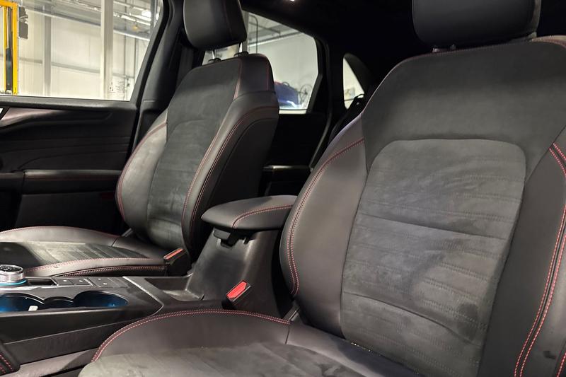 Used Ford Kuga 2022 for sale - 76684946: Photo 19