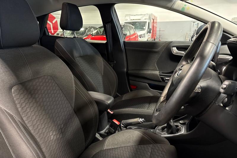 Used Ford Puma 2022 for sale - 76394106: Photo 17