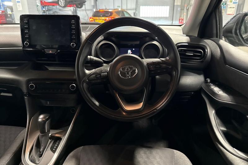 Used Toyota Yaris 2021 for sale - 77381637: Photo 12