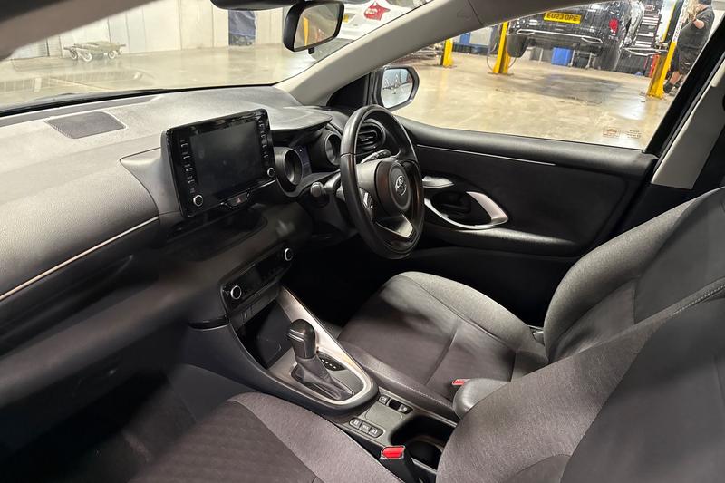 Used Toyota Yaris 2021 for sale - 77381637: Photo 18