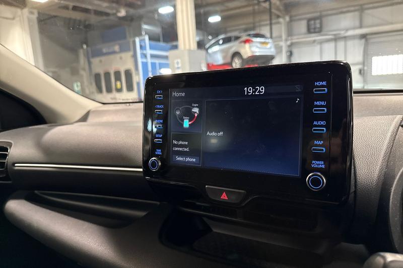 Used Toyota Yaris 2021 for sale - 77381637: Photo 34