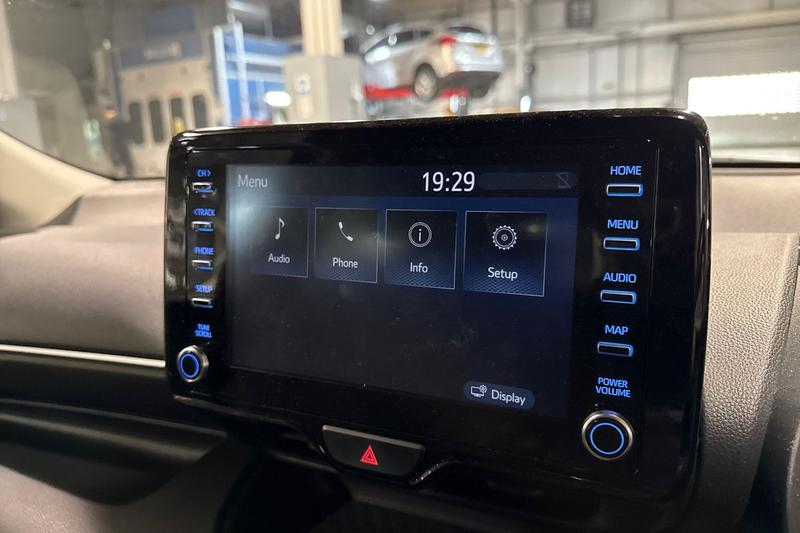 Used Toyota Yaris 2021 for sale - 77381637: Photo 35