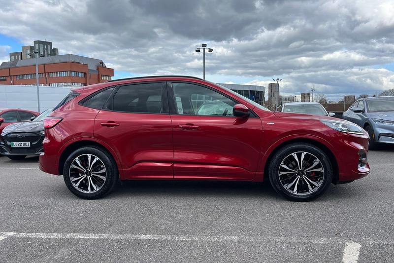 Used Ford Kuga 2022 for sale - 76984827: Photo 3