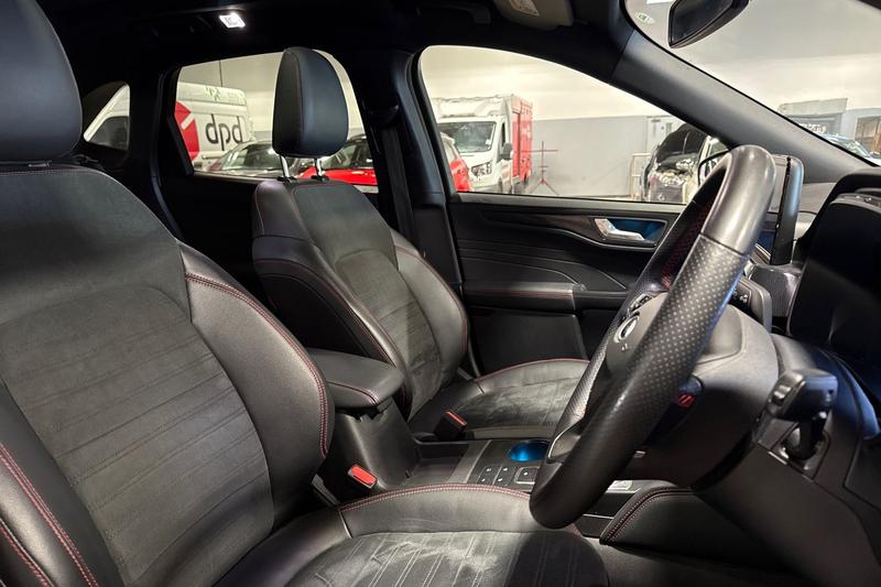 Used Ford Kuga 2022 for sale - 76394109: Photo 17