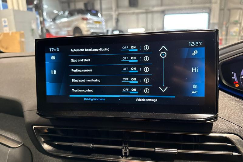 Used Peugeot 5008 2023 for sale - 76887954: Photo 44