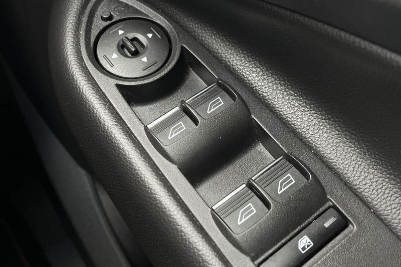 Used Ford Kuga 2018 for sale - 76844935: Photo 16