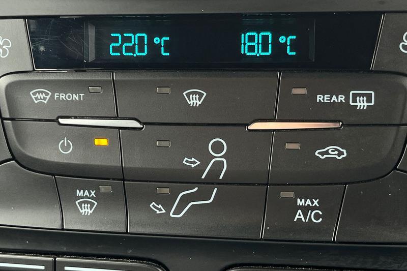 Used Ford Kuga 2018 for sale - 76844935: Photo 32