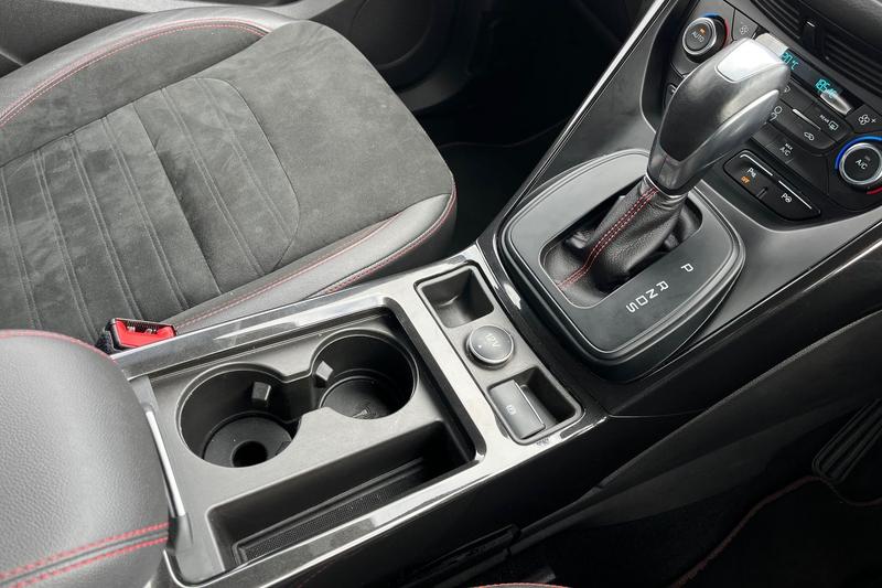 Used Ford Kuga 2018 for sale - 76844935: Photo 37