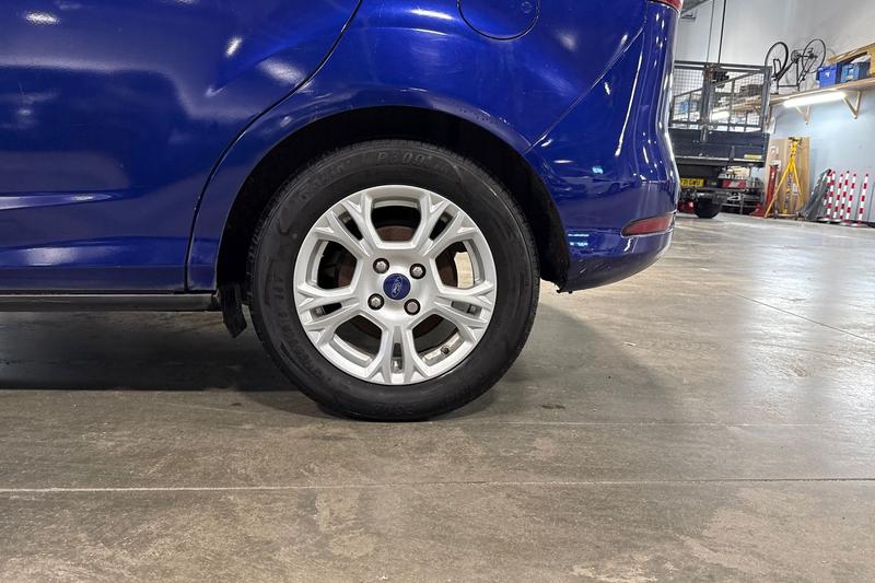 Used Ford B-MAX 2015 for sale - 77138223: Photo 8