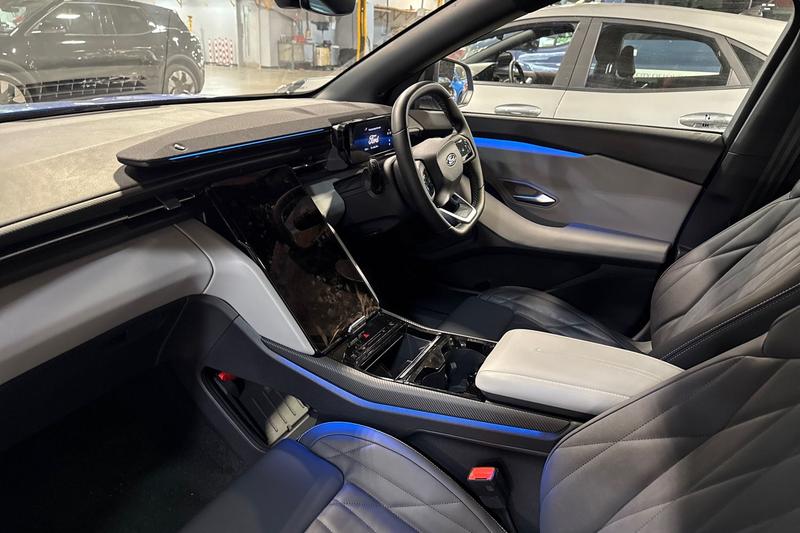 Used Ford Explorer 2024 for sale - 76580886: Photo 18