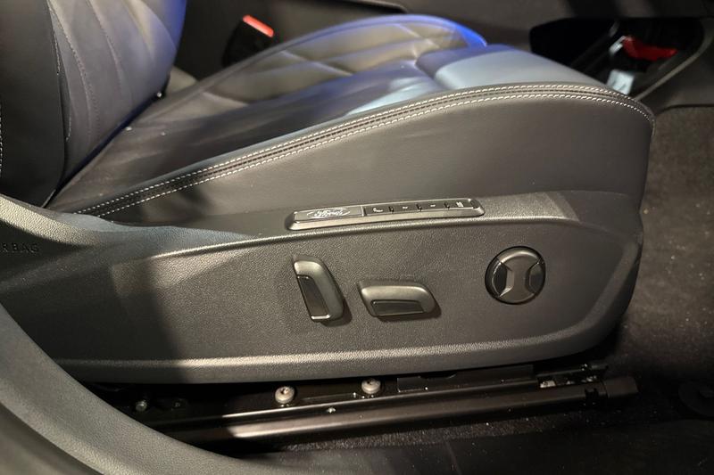 Used Ford Explorer 2024 for sale - 76580886: Photo 24