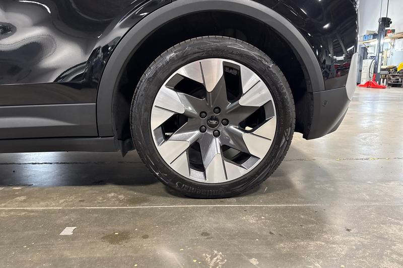 Used Ford Explorer 2024 for sale - 76580886: Photo 8