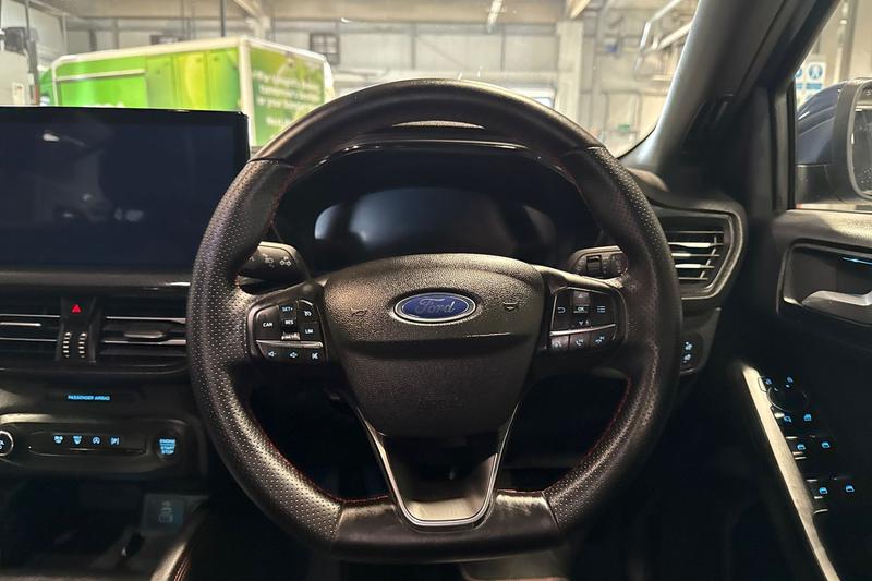 Used Ford Focus 2024 for sale - 76308869: Photo 12