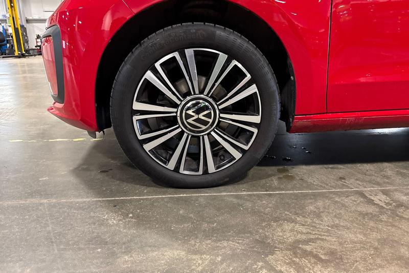 Used Volkswagen up! 2021 for sale - 77493463: Photo 40