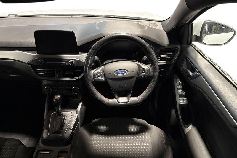 Used Ford Focus 2022 for sale - 76684943: Photo 11