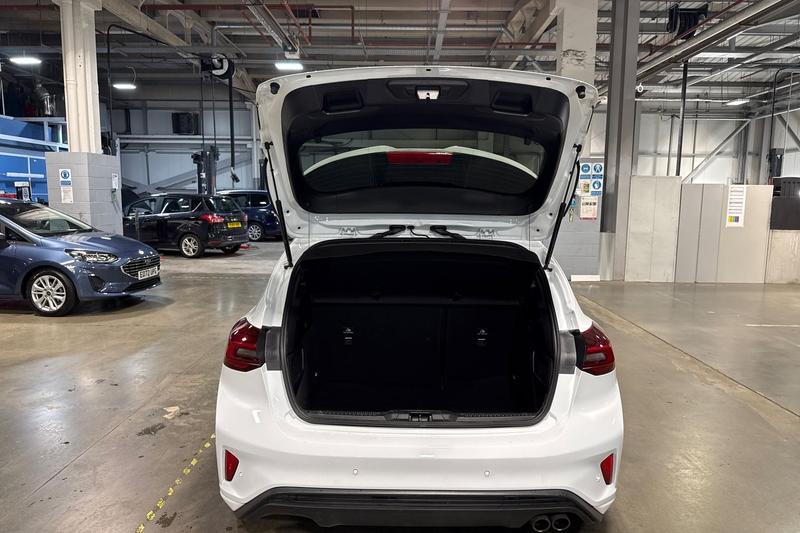 Used Ford Focus 2022 for sale - 76684943: Photo 21