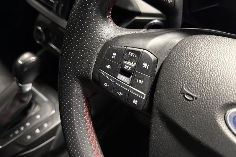 Used Ford Focus 2022 for sale - 76684943: Photo 29