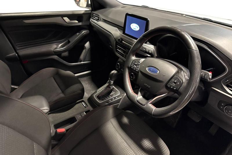 Used Ford Focus 2022 for sale - 76684943: Photo 9