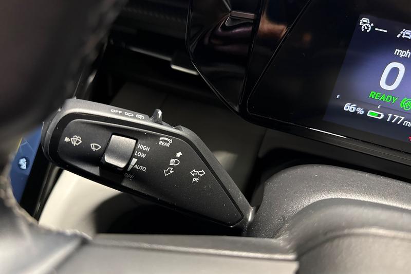 Used Ford Explorer 2025 for sale - 78001145: Photo 14