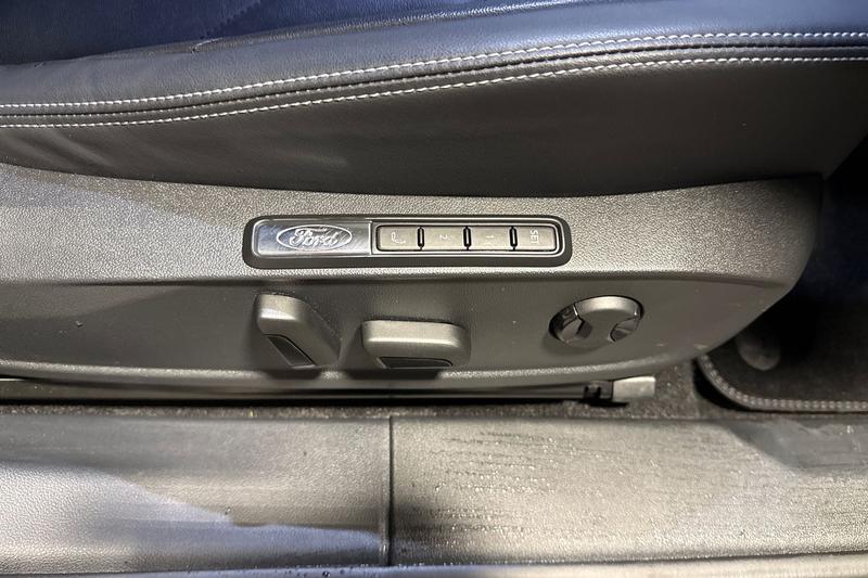 Used Ford Explorer 2025 for sale - 78001145: Photo 31