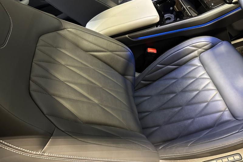 Used Ford Explorer 2025 for sale - 78001145: Photo 32