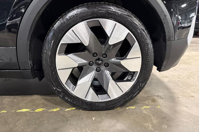 Used Ford Explorer 2025 for sale - 78001145: Photo 8