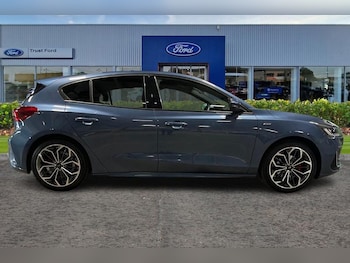 Used Ford Focus 2023 for sale - 78903139: Photo