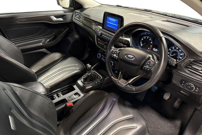 Used Ford Focus 2019 for sale - 76350394: Photo 9