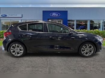 Used Ford Focus 2023 for sale - 79232478: Photo