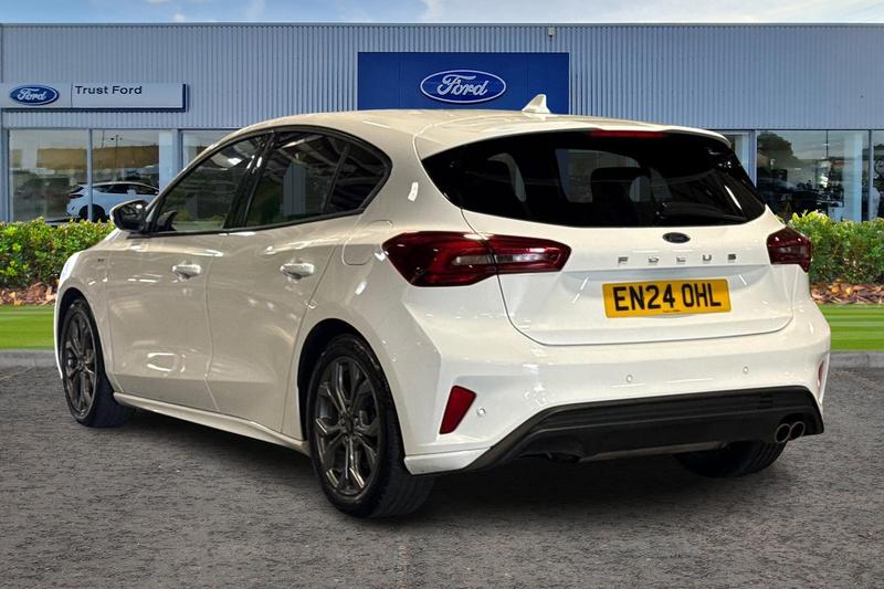 Used Ford Focus 2024 for sale - 76308866: Photo 2