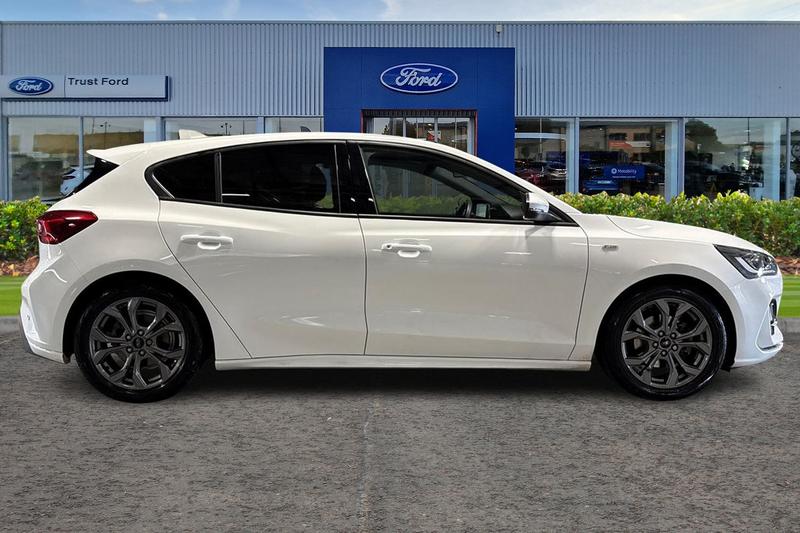 Used Ford Focus 2024 for sale - 76308866: Photo 3