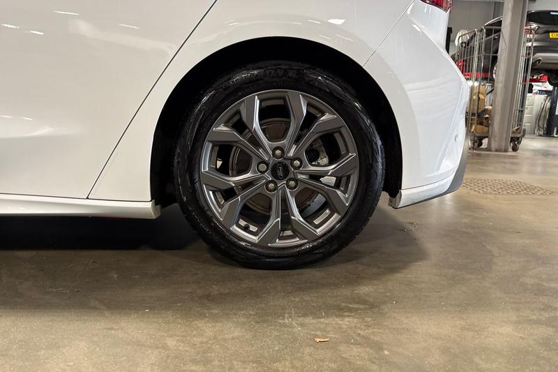 Used Ford Focus 2024 for sale - 76308866: Photo 8