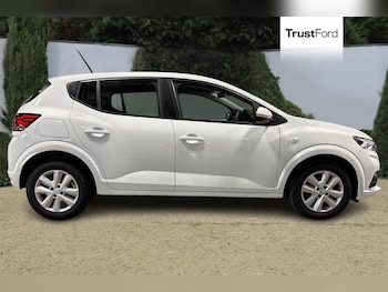 Used Dacia Sandero undefined for sale - 77261100: Photo