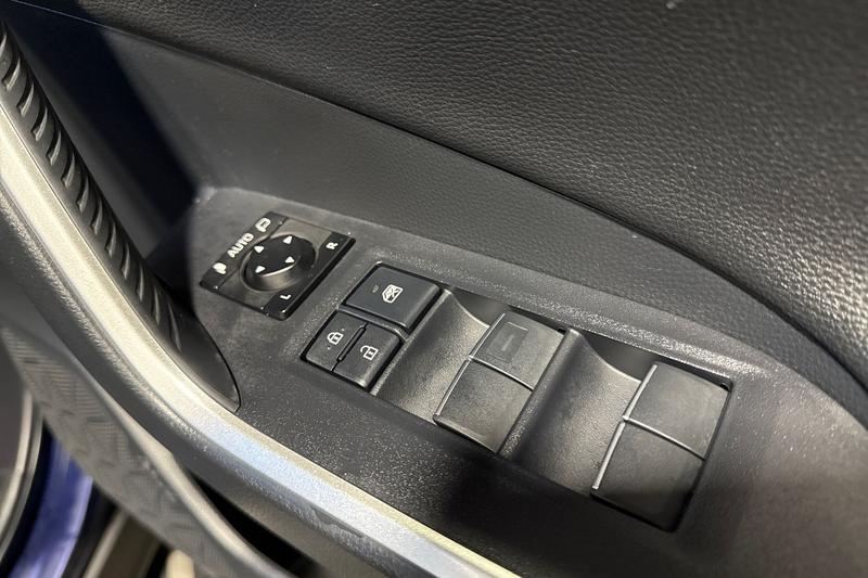 Used Toyota RAV4 2019 for sale - 77354448: Photo 16